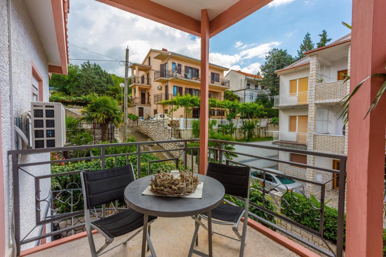 Apartmani Visnja Crikvenica Esterno foto