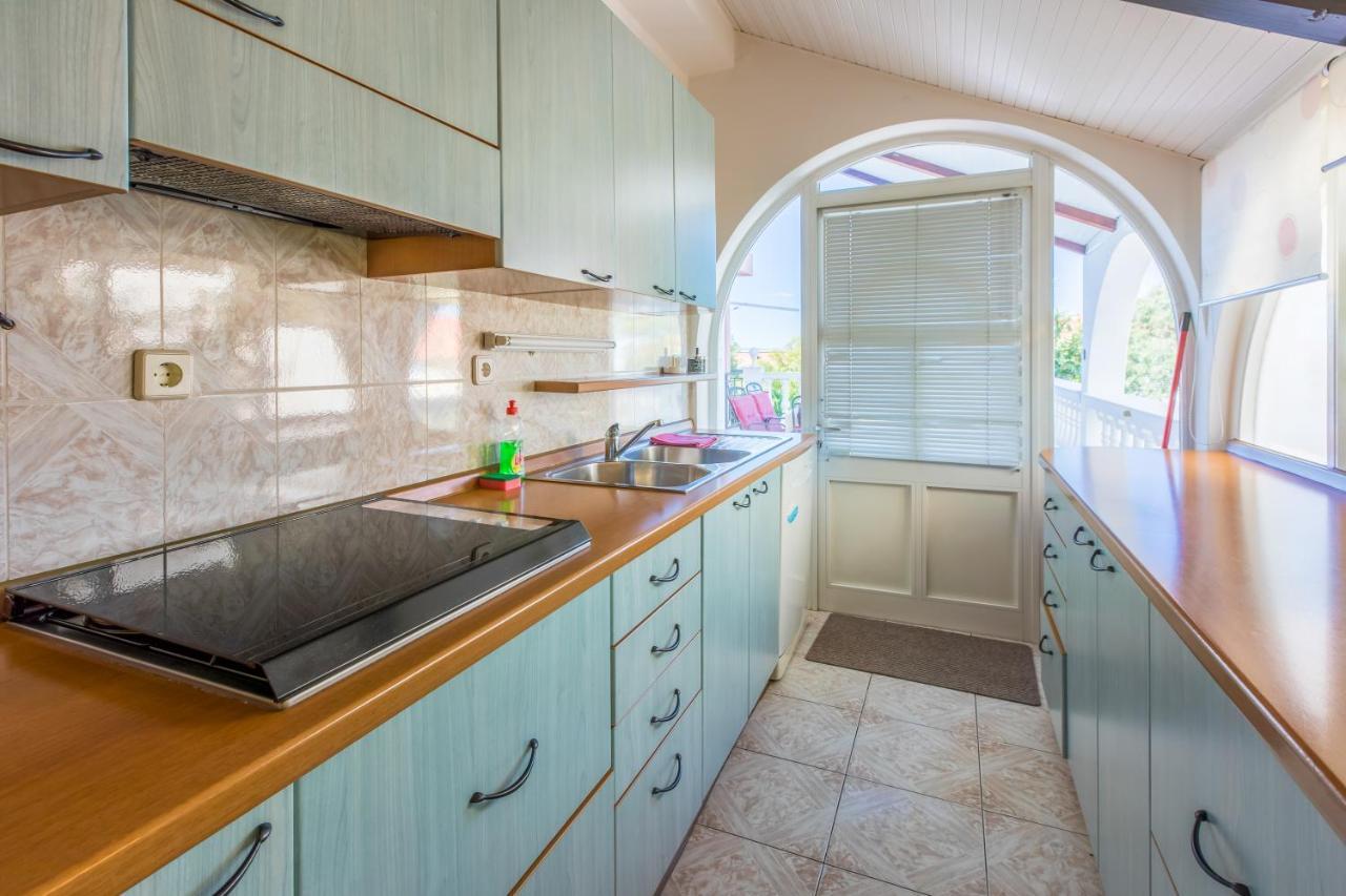 Apartmani Visnja Crikvenica Esterno foto